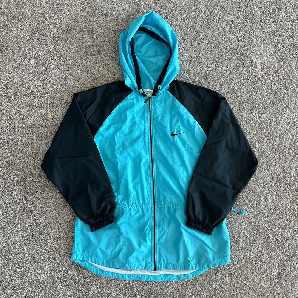 Nike windbreaker jacket